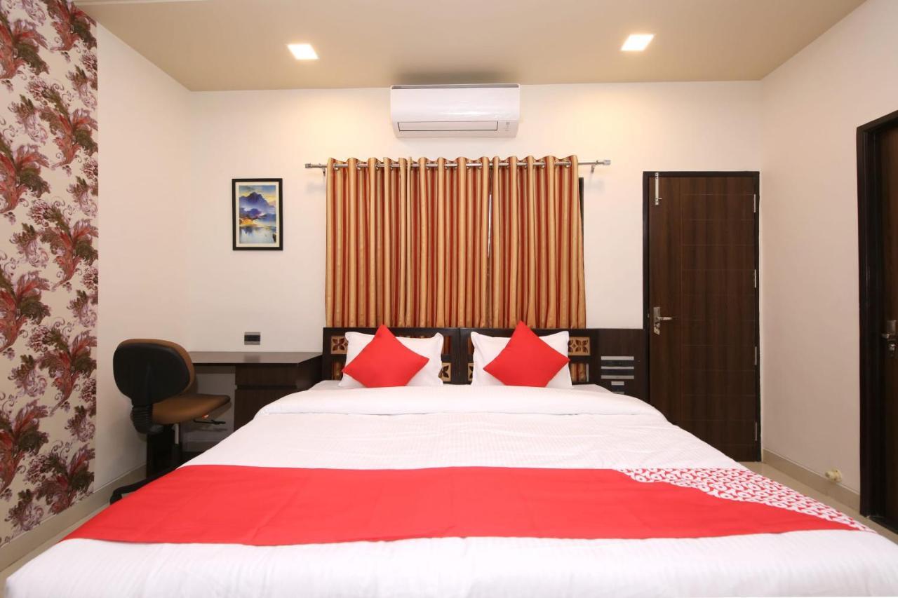 Capital O 36691 Hotel Aashirwad Inn Jabalpur Bagian luar foto