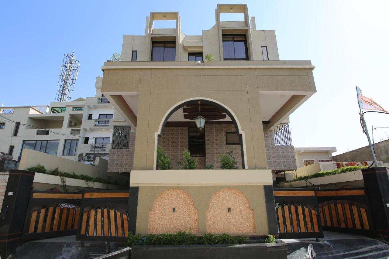 Capital O 36691 Hotel Aashirwad Inn Jabalpur Bagian luar foto