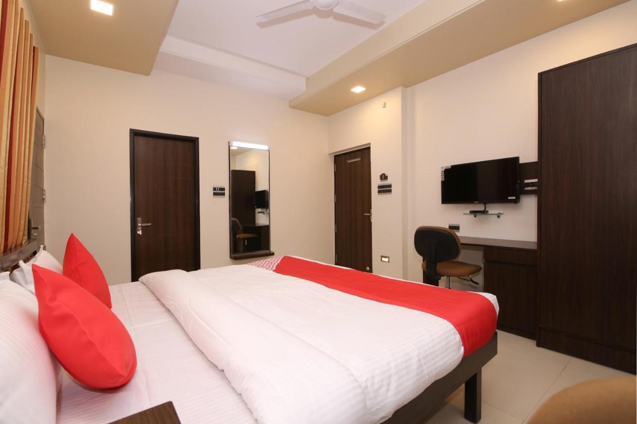 Capital O 36691 Hotel Aashirwad Inn Jabalpur Bagian luar foto
